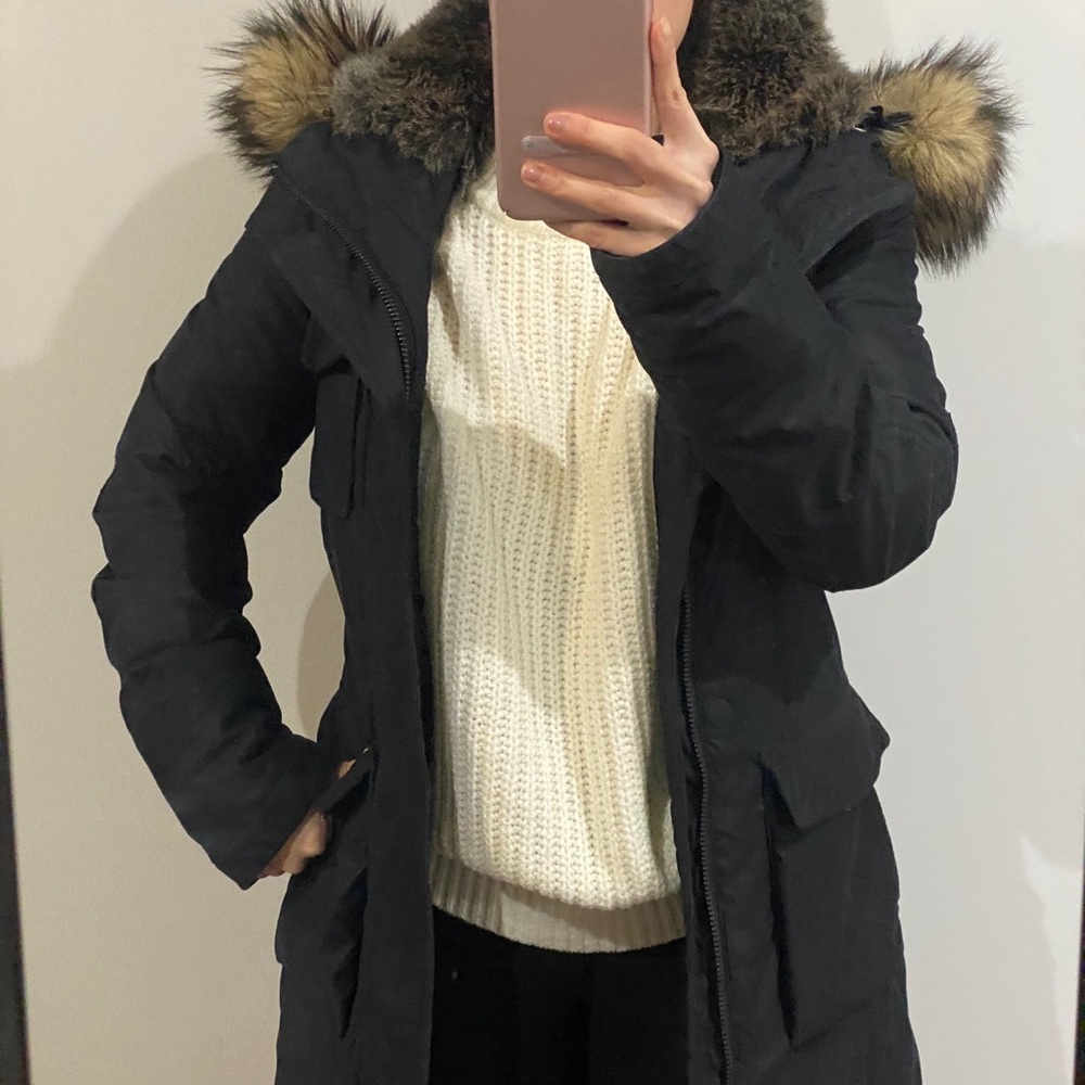 Aritzia TNA Parka XXS Black